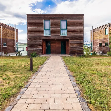 Lagovida Hafenhaus J Am Stoermthaler Semesterbostad *