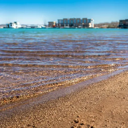 Lagovida Hafenhaus J Am Stoermthaler Semesterbostad *